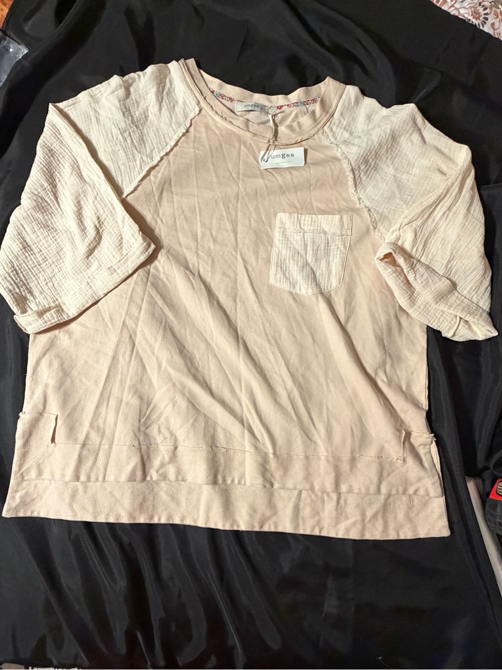 NWT Umgee Mixed Media Short Sleeve Pocket Tee cream color  Boho PTP 26